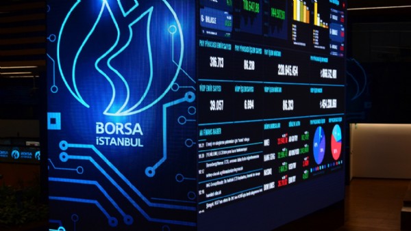 Borsa'dan üç rekor! Borsa İstanbul en yüksek seviyeyi aştı!